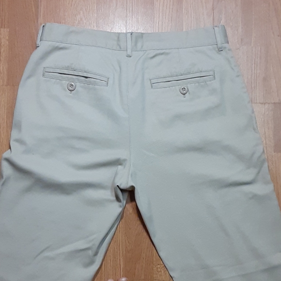 Basic Editions Men’s Khaki Pants – 32W, Light Tan - Picture 4 of 4